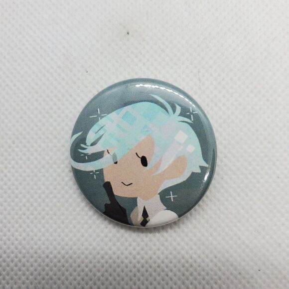 Anime Character Button Pin - Picture 2 of 4